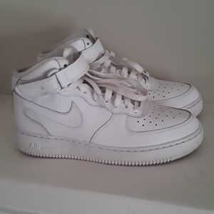 Nike Air Force 1 Mid Tops. Size 7